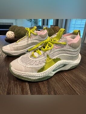 Nike Cosmic Unity 3 Shoes